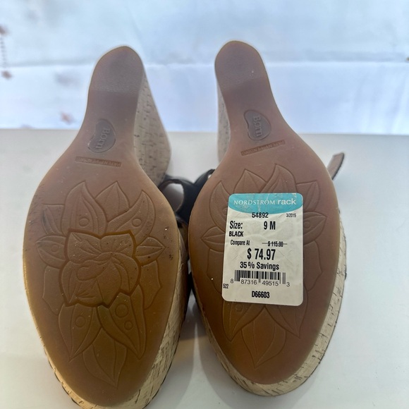 Brand New BORN Wedges!! Women’s Size 9 - Picture 5 of 5